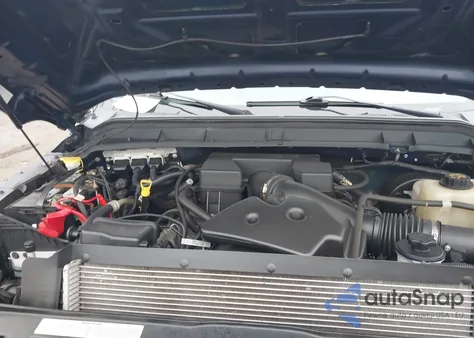 2011 Ford F-250 Xl z USA, uszkodzony, nr VIN 1FT7X2B66BEA70504